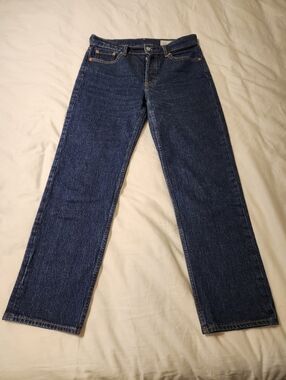 GAP Women's Cheeky Straight-Leg Jeans in Dark Blue